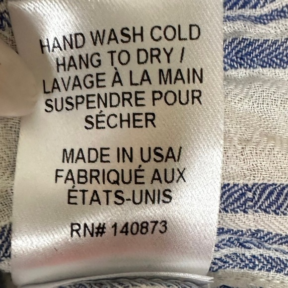 LoveShackFancy Daisy Off the Shoulder Crop Top
Blouse Size XS Pom Pom Hem - Picture 12 of 15